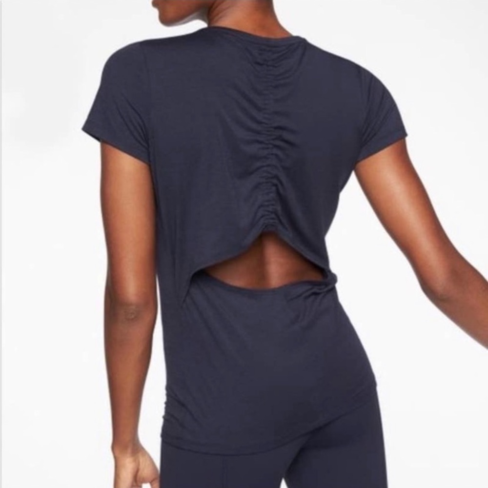 Athleta Encore Short Sleeve Tee with Ruched Open Back in Navy Size Large